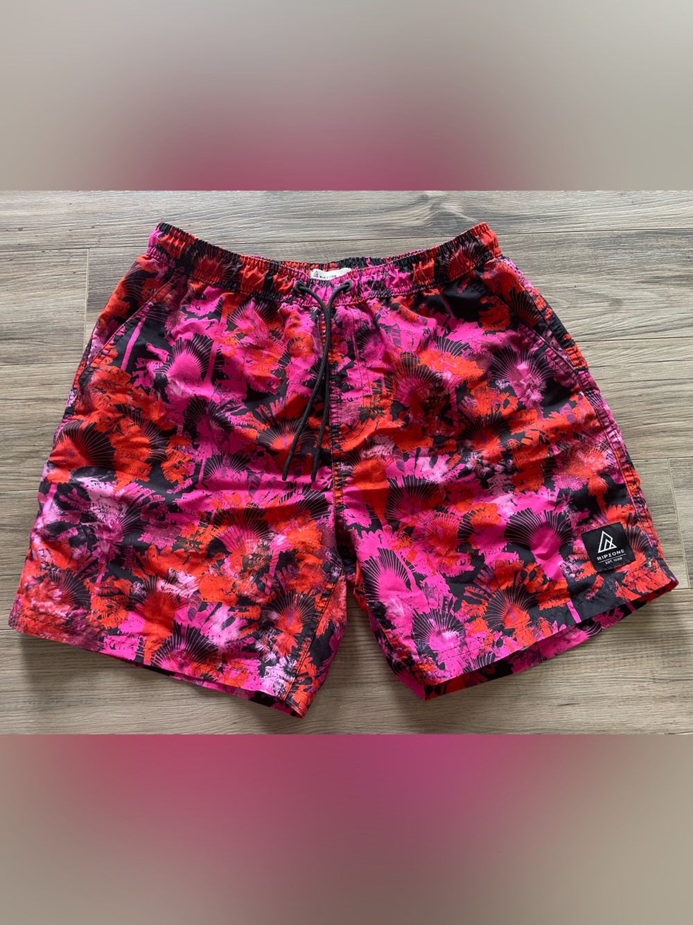 Ripzone Men’s Small Floral Swim Trunks
